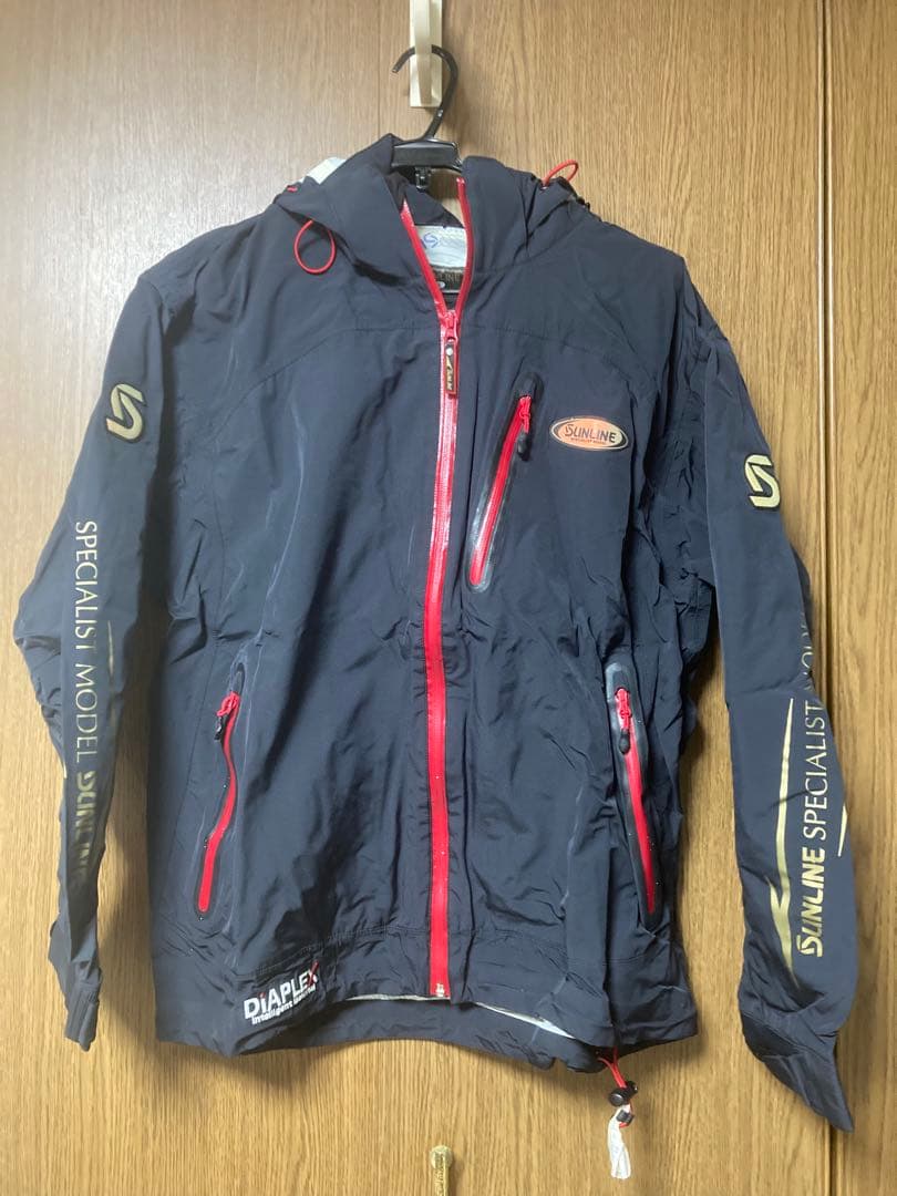 サンライン　フィッシングスーツ　上下Lサイズ　がまかつ　ロッドケース