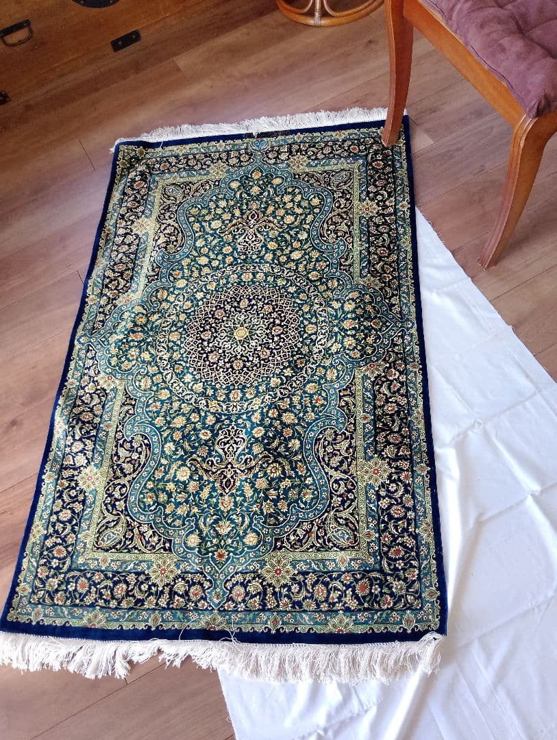 シルク、ペルシャカーペット