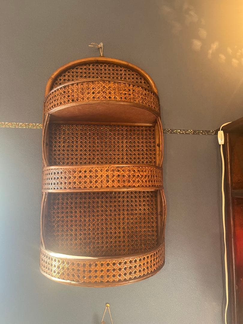 レトロな３段カゴ　壁掛け　60㌢✖️35㌢