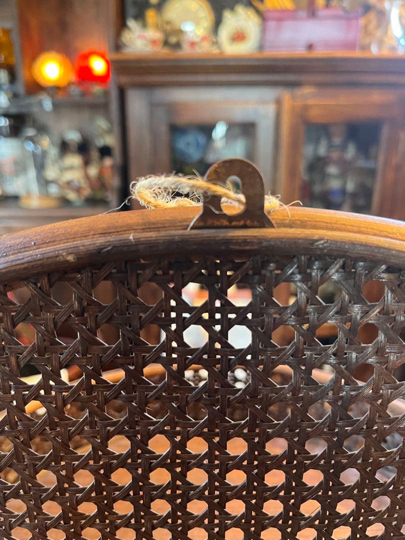 レトロな３段カゴ　壁掛け　60㌢✖️35㌢