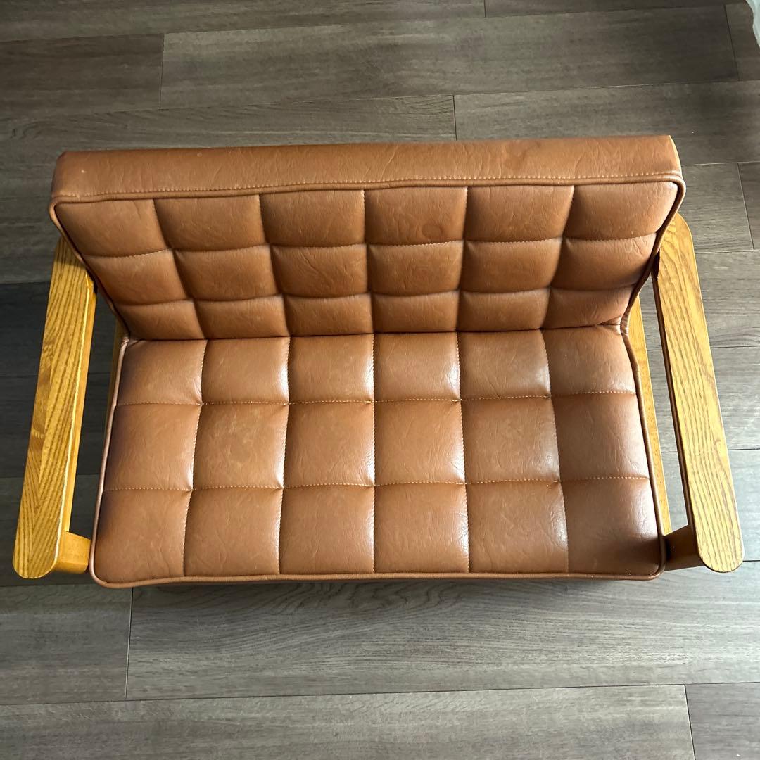 カリモク家具　キッズブラウンレザーキルティングソファ