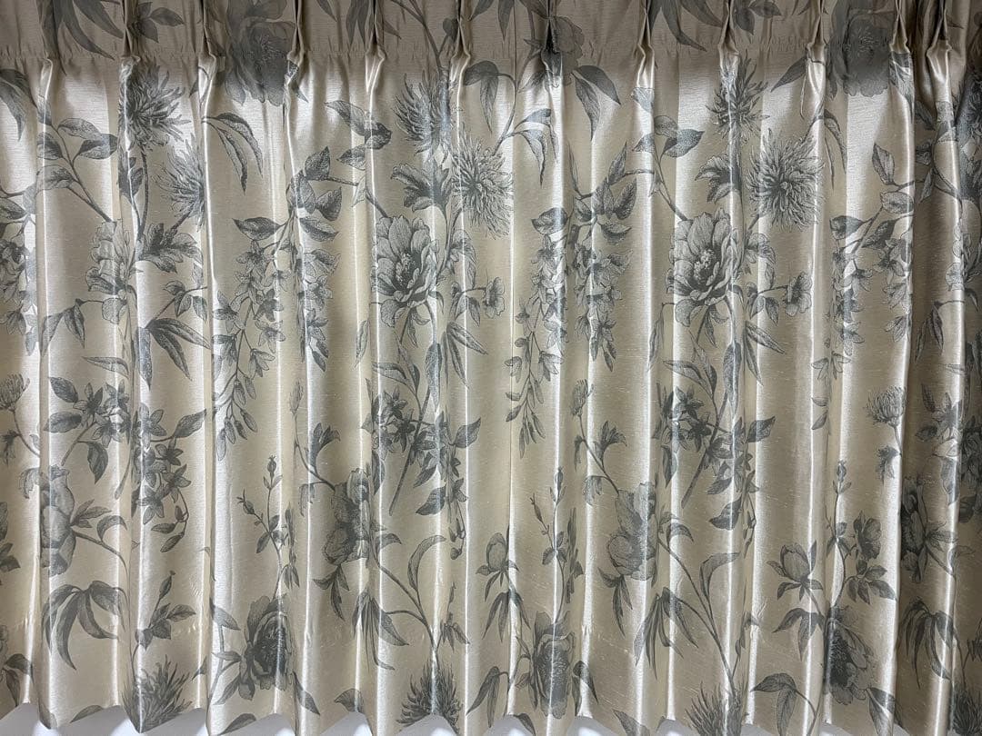 川島織物セルコン　ドレープカーテン