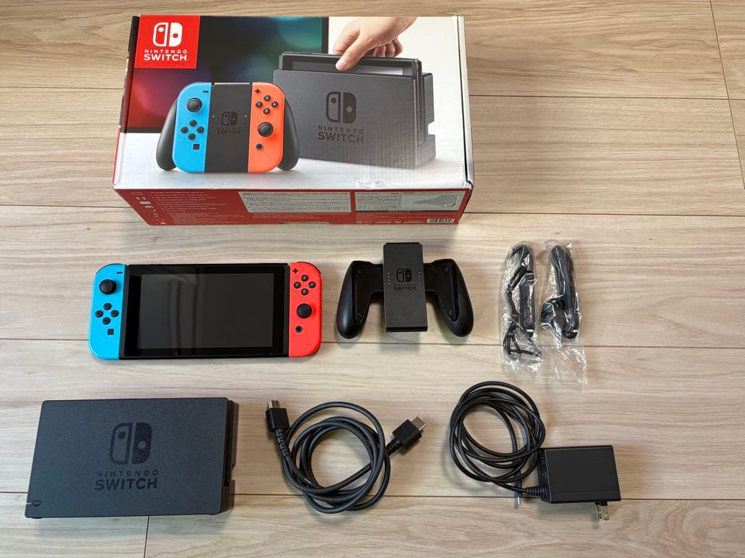 【SDカード付き】Nintendo Switch 本体 付属品＋カーバーケースも