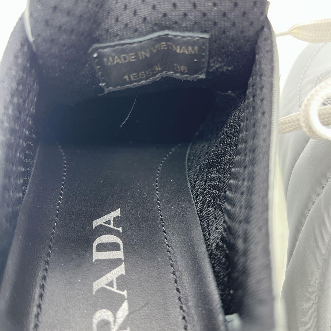 極美品　PRADA グレー　ナイロン スニーカー　36