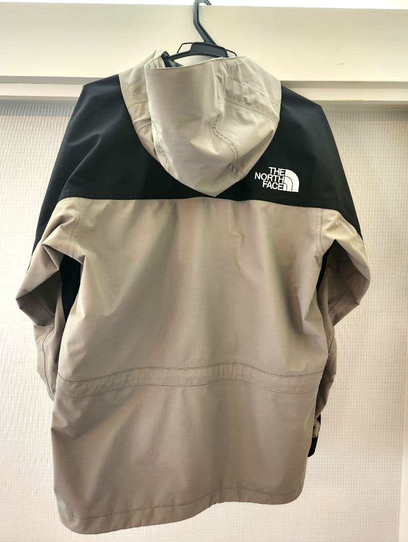 【良品】マウンテンライトジャケットNP11834