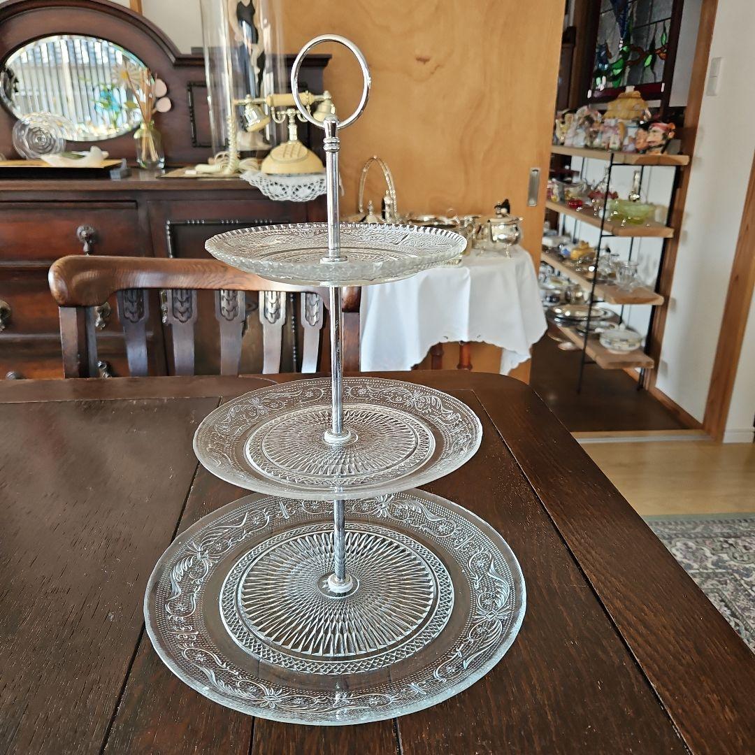 ガラス製三段ケーキスタンド
