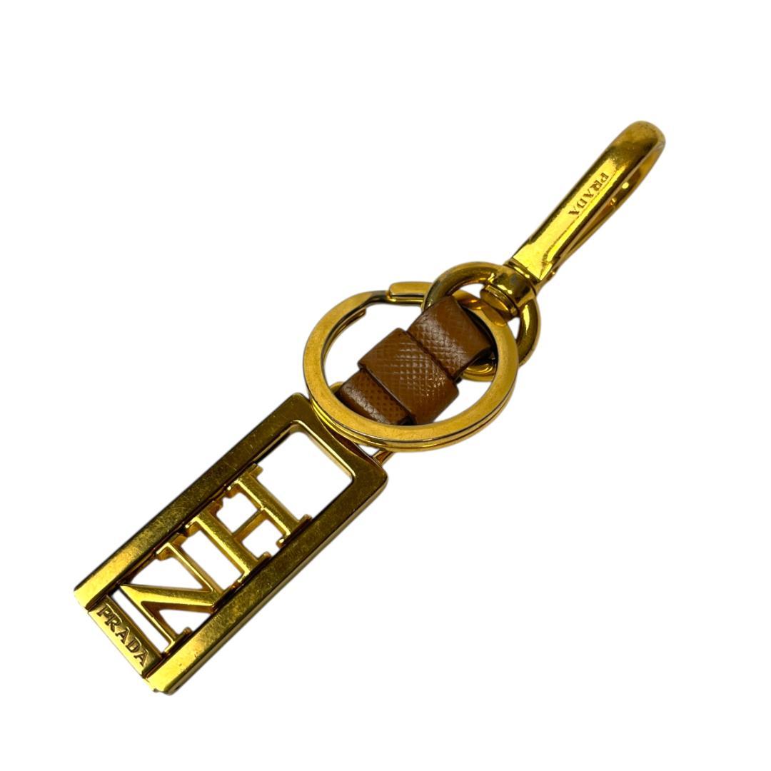 良品 PRADA 3046 キーホルダー チャーム ゴールド金具 サフィアーノ