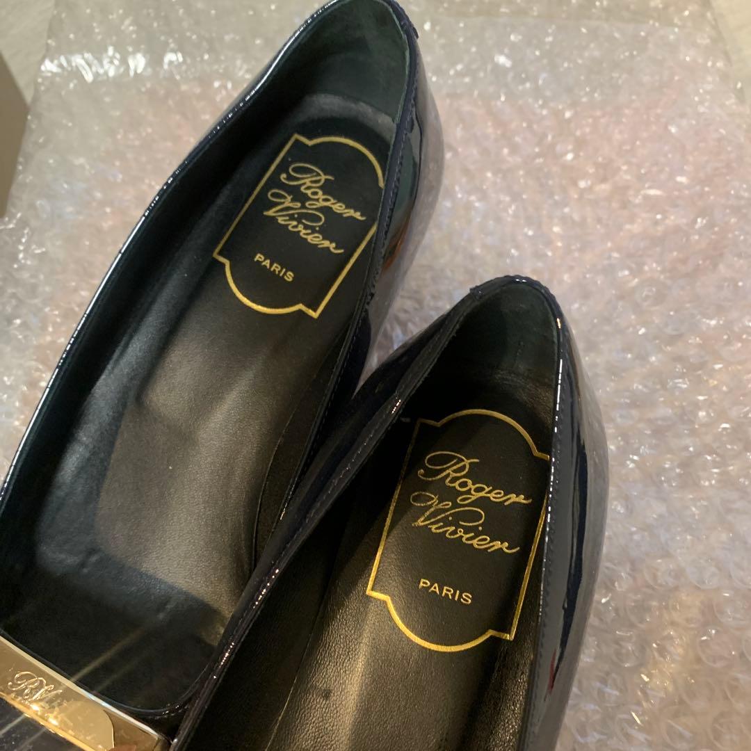 Roger Vivier ネイビー エナメル パンプス　サイズ35