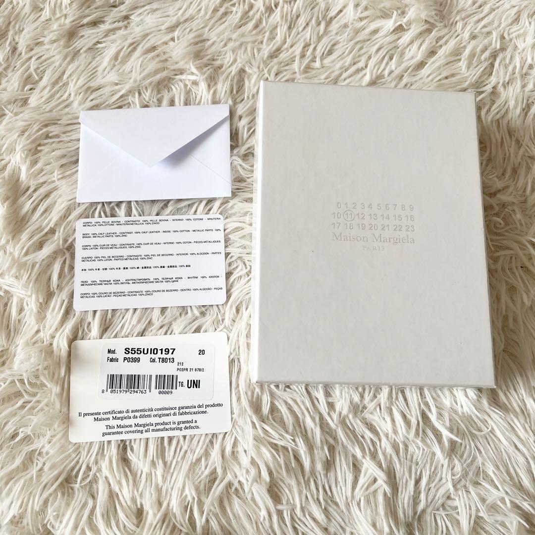 未使用級✨MAISON MARGIELA メゾンマルジェラ　二つ折り財布　レザー