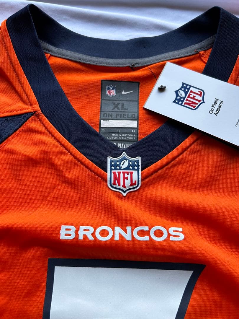 値下げ 新品未使用 XL NFL ブロンコス ラッセル ウィルソン ユニフォーム