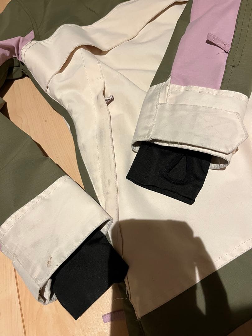 【特別値引】ROXY スノーボーウェア上下セット レディースSサイズ