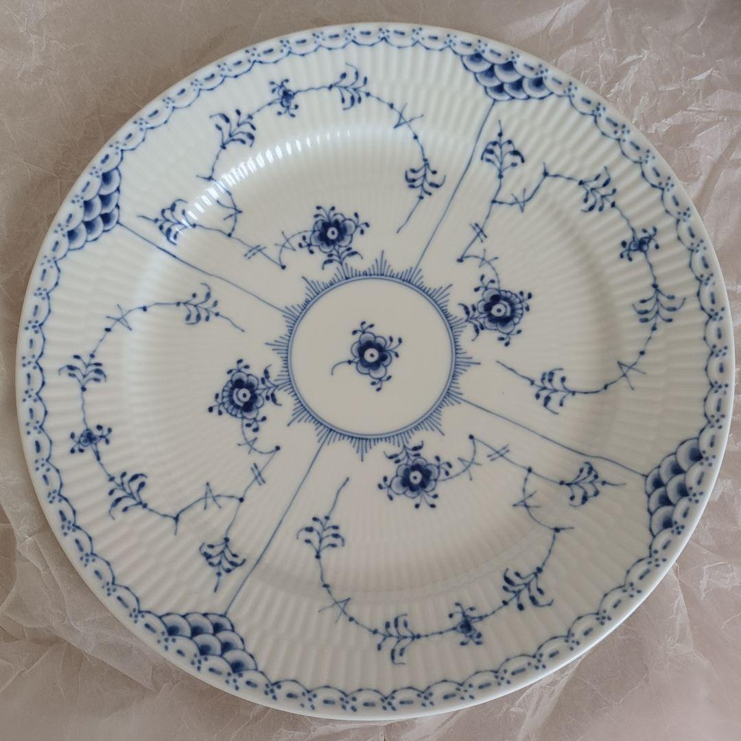 【お値下げ】  　　ハーフレース27ｃｍ