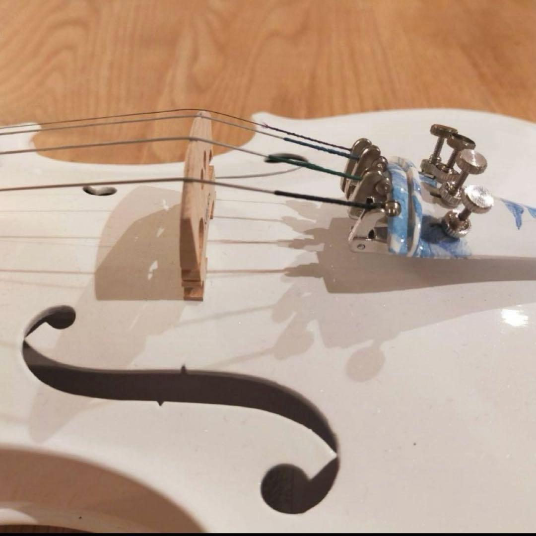 KINGLOS 白 4/4 ソリッドウッド カラード シンプル バイオリン