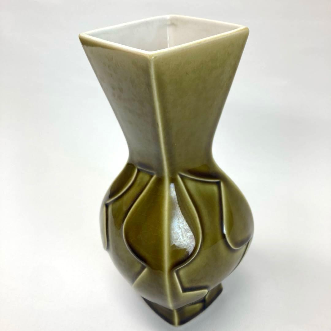 オリーブグリーン 陶器 花瓶【ヴィンテージ】