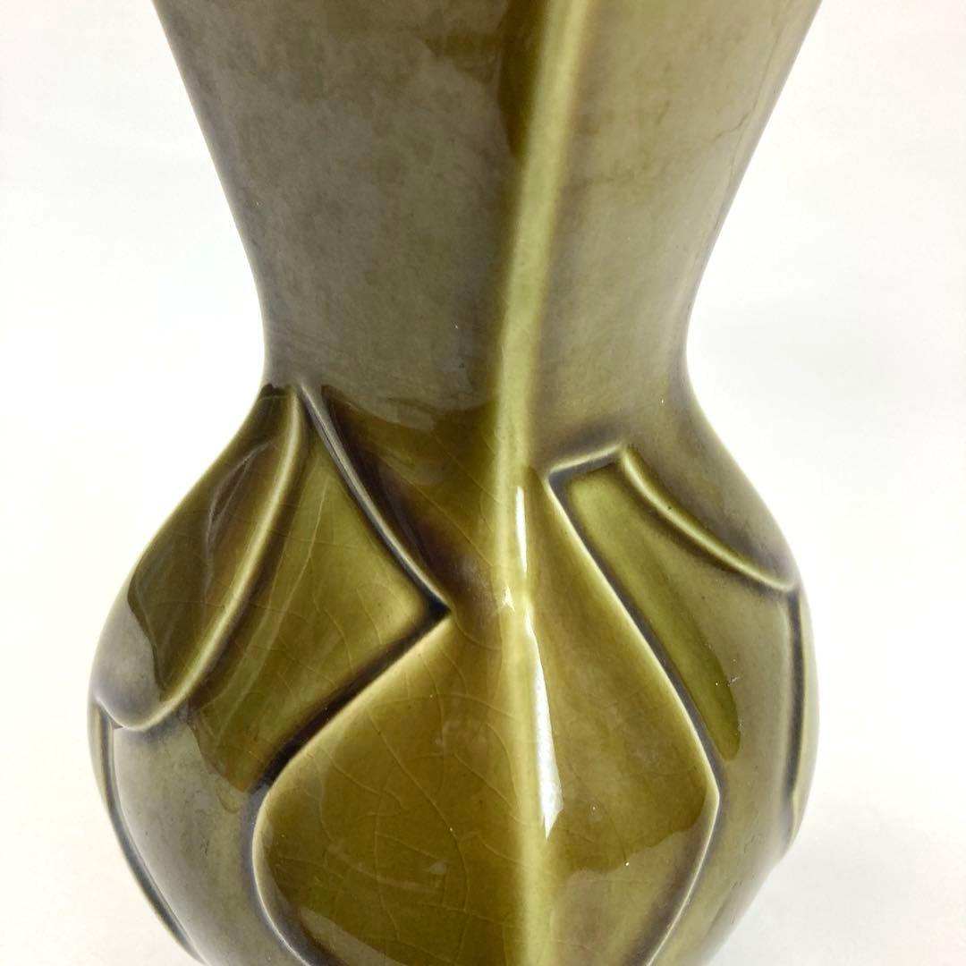 オリーブグリーン 陶器 花瓶【ヴィンテージ】