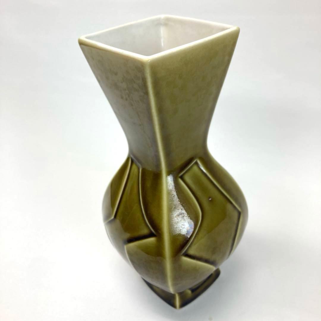 オリーブグリーン 陶器 花瓶【ヴィンテージ】