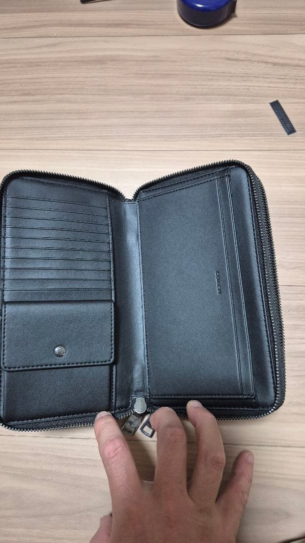早い者勝ちCOACH 長財布 ブラック レザーダブルファスナー