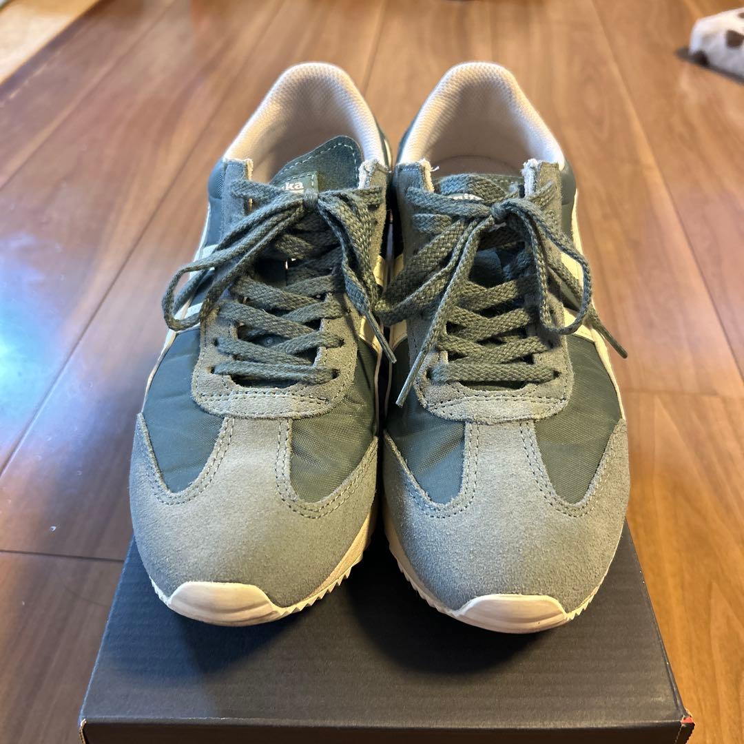 ASICS Onitsuka Tigerグレー/ホワイト ランニングシューズ