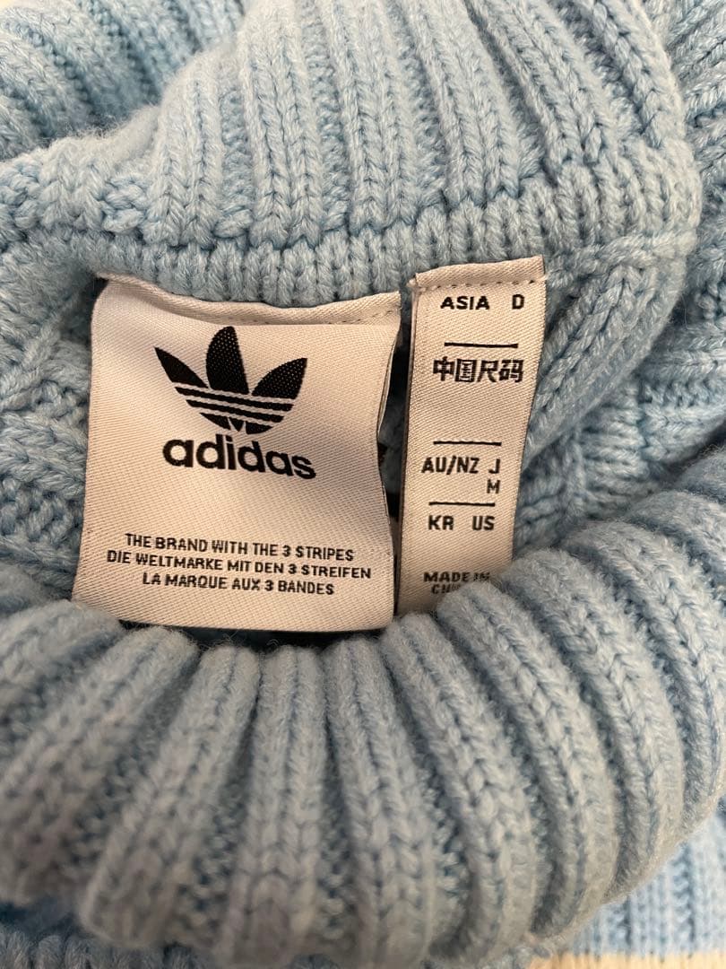 U181 Mサイズ　クリスマス セーター　ジェンダーニュートラル　アディダス