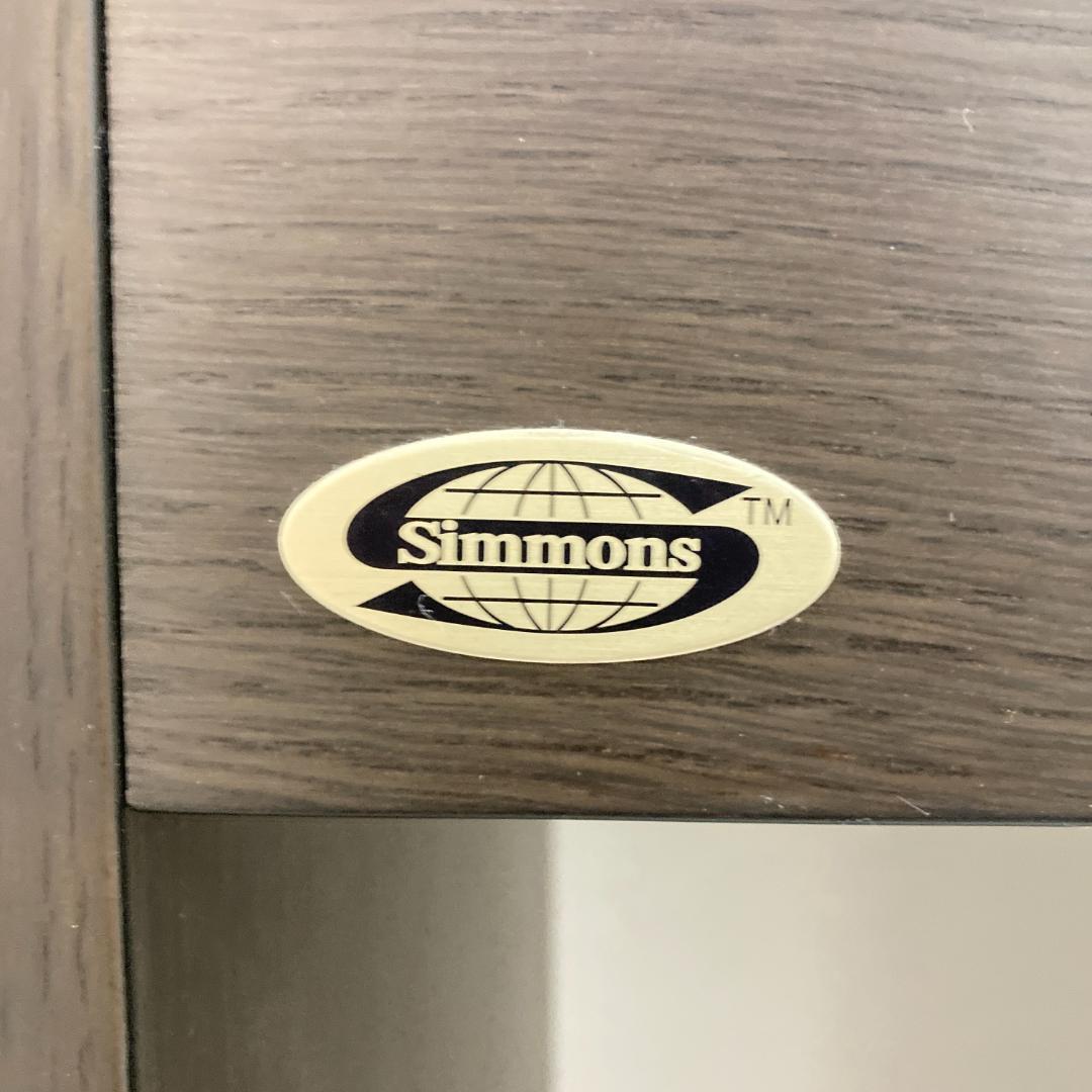 SIMMONS 　 シモンズ 　ナイトテーブル　サイドテーブル