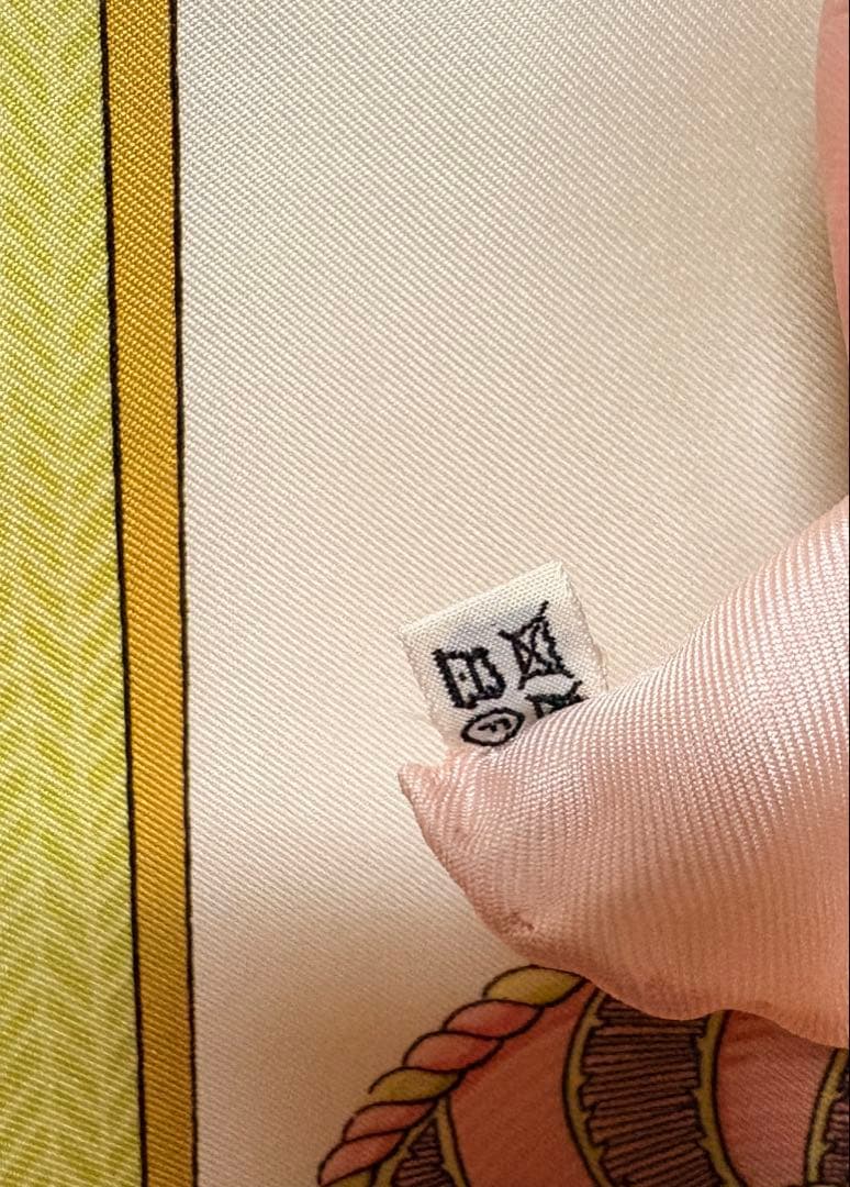 エルメス 前面ロゼット カレ90 スカーフ ストール