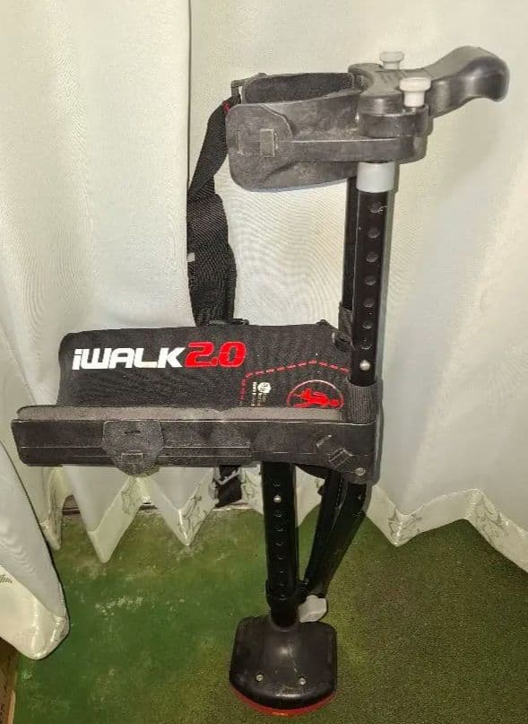 iWalk 2.0　アイウォーク2.0 松葉杖