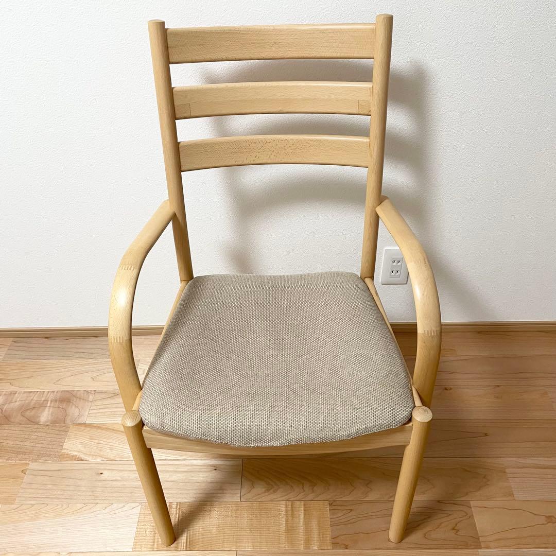 ニトリ　ダイニングチェア　肘付き　Nコレクション　②