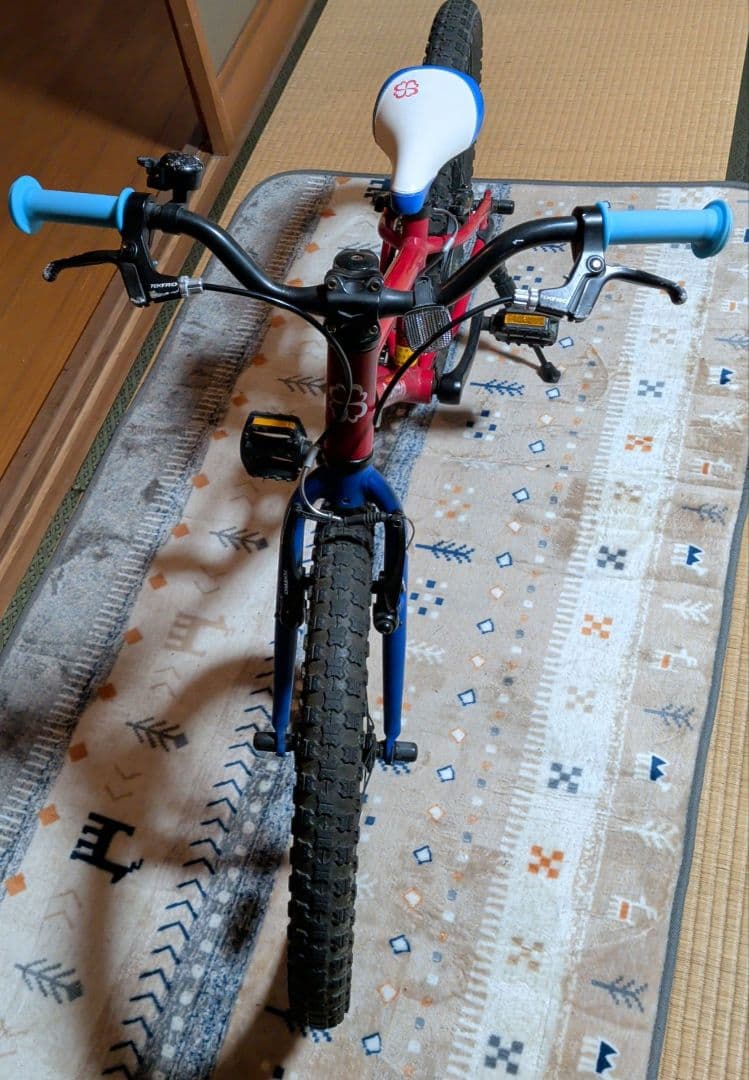 ヨツバサイクル 20インチ 子供用 自転車