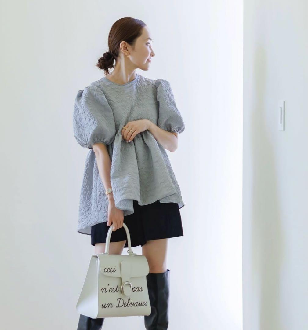 ♡新品未使用♡ブルレア　New Jacquard Blouse グレー