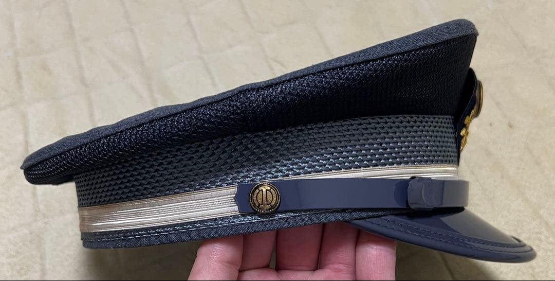 帽子　ネクタイピン