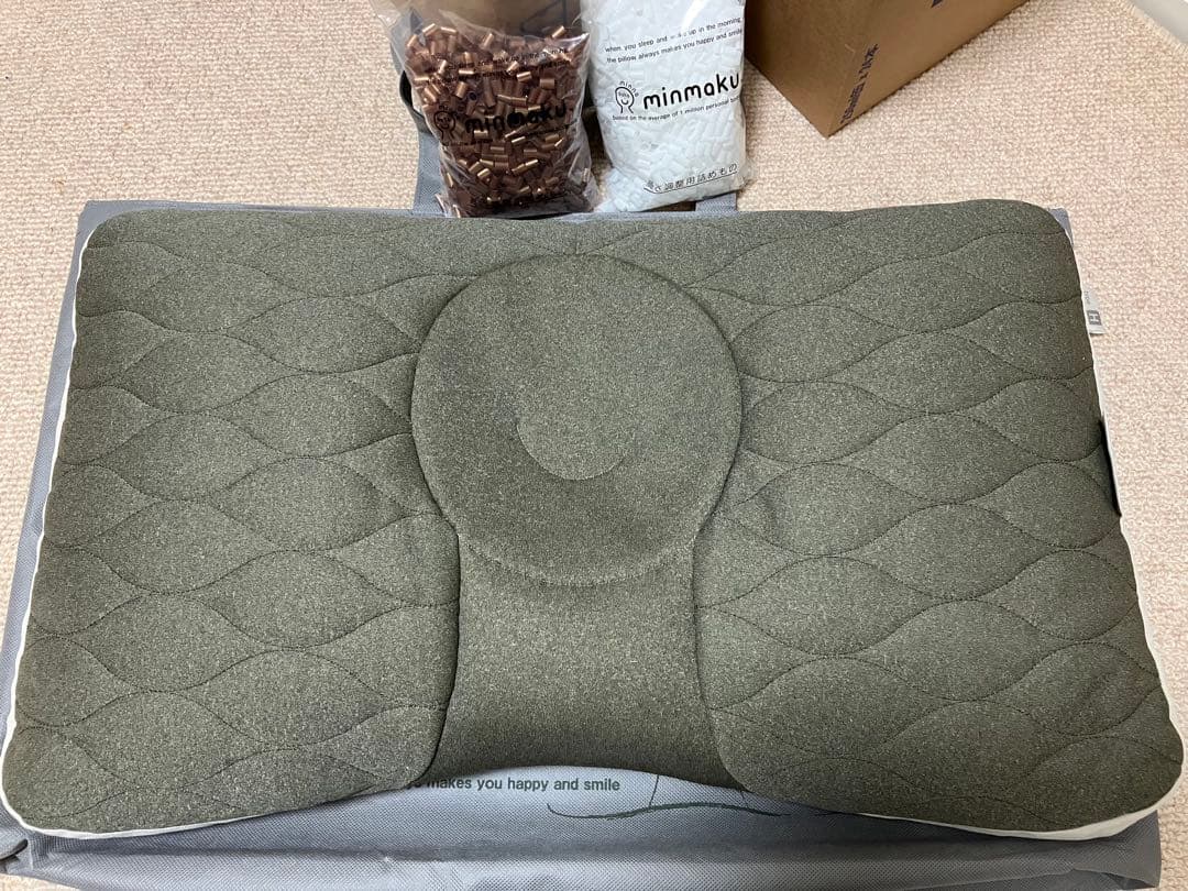 じぶんまくら みんまく グラン プレミアム 【かため】ピローケース付 新品に近い