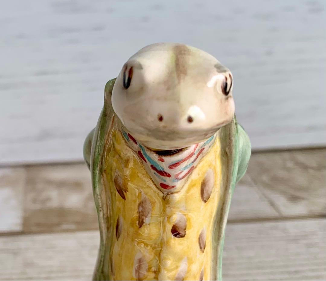 アイザック・ニュートン・イモリ卿 フィギュリン ピーターラビット