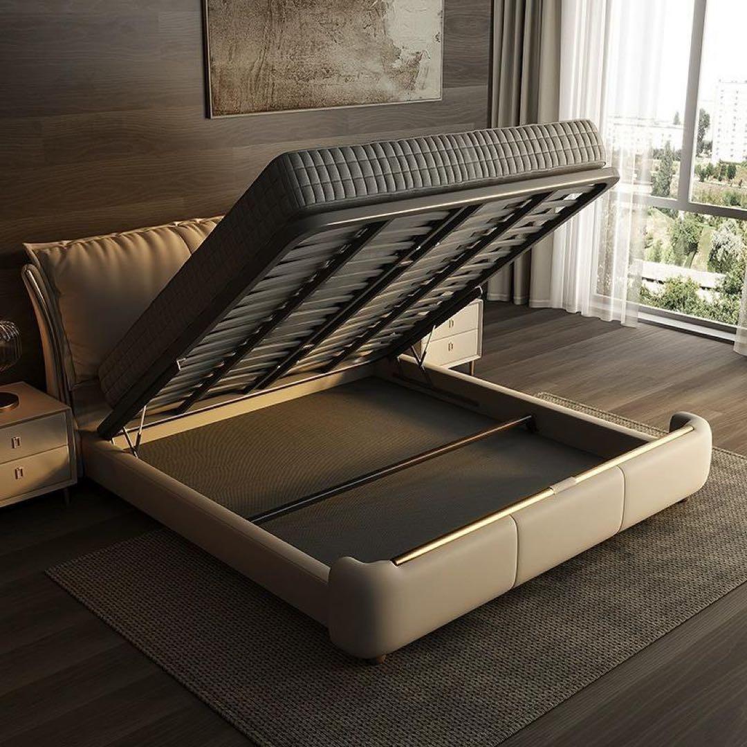 ラグジュアリー ベッド クイーンサイズ ベージュレザー