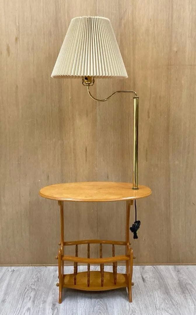 木製フロアスタンド　ベッドサイドフロアランプ　テーブル付ライト　間接照明レトロ