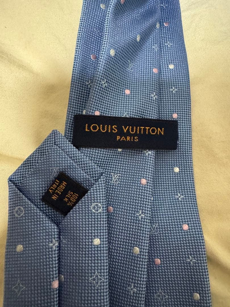 LOUIS VUITTON ドット柄 ネクタイ　週末限定価格‼️