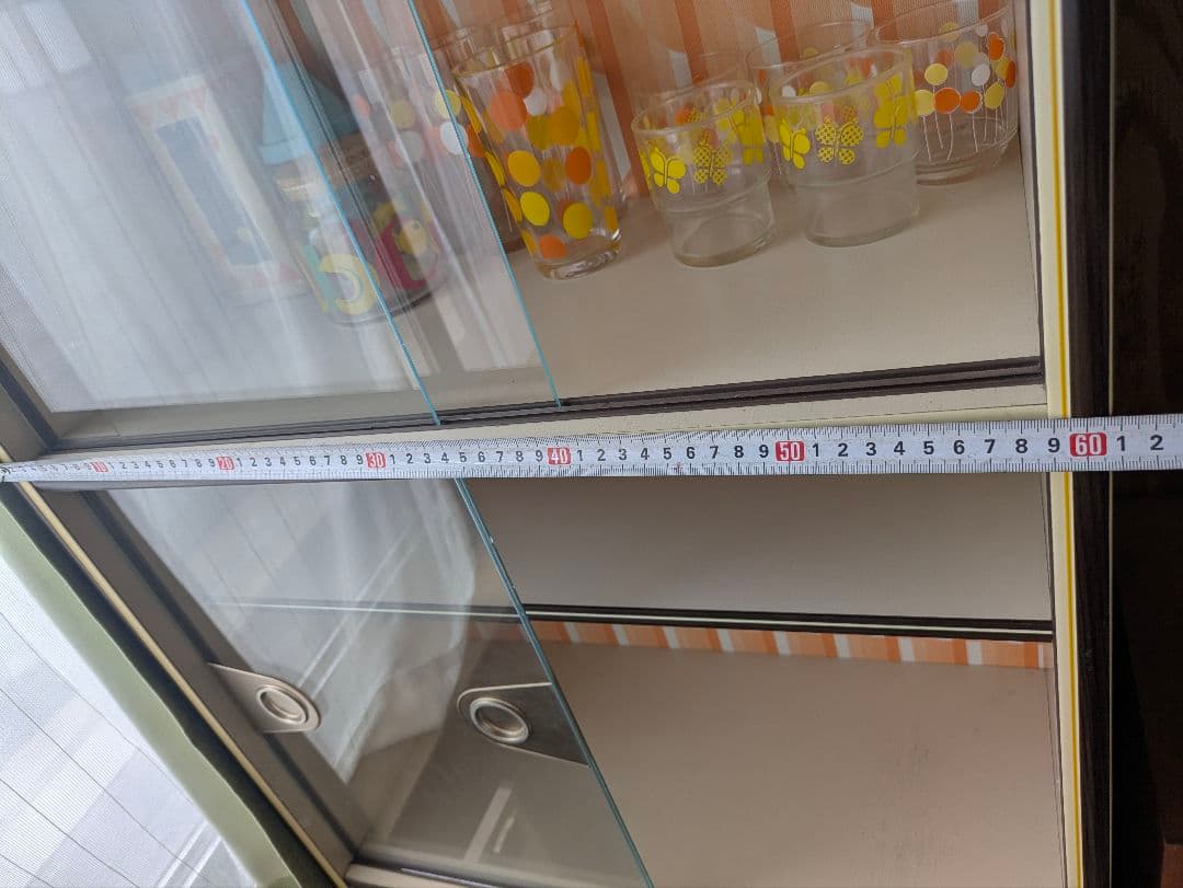 昭和レトロ　ポップ　食器棚　収納キャビネット ガラス棚付き　当時物