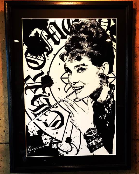 grysonアート2.5Lクロムハーツオードリーヘップバーンオマージュパロディ