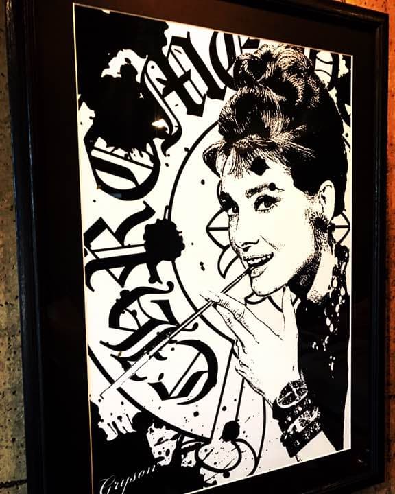 grysonアート2.5Lクロムハーツオードリーヘップバーンオマージュパロディ