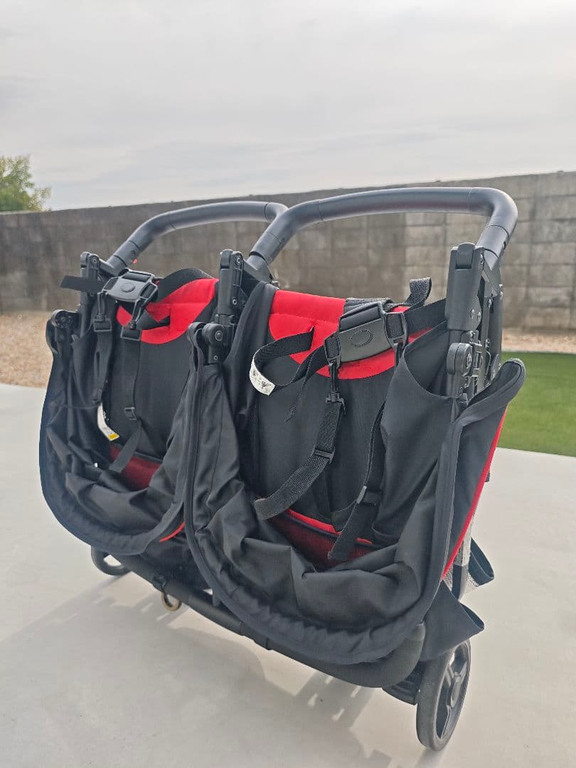 極美品　双子用ベビーカー　ココロンツイン