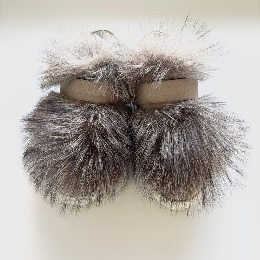 MONCLER モンクレール　ファー　スニーカー　36 グレー系
