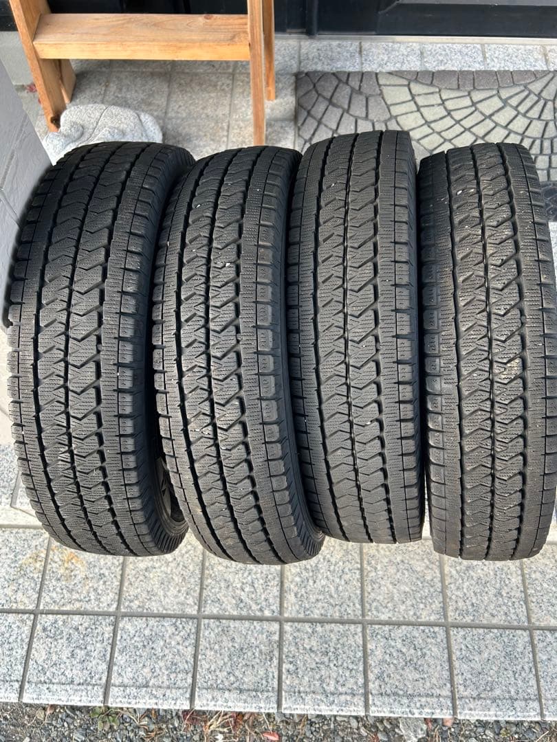 ブリヂストン ブリザックVL10 145/80R12 80/78N 4本セット