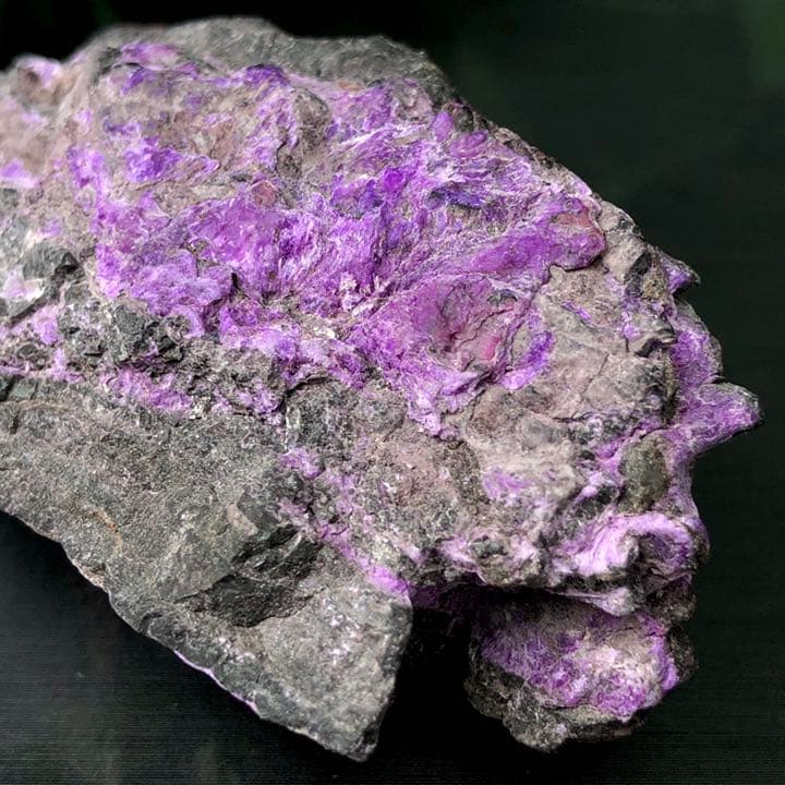 南アフリカ産 スギライト原石 N324