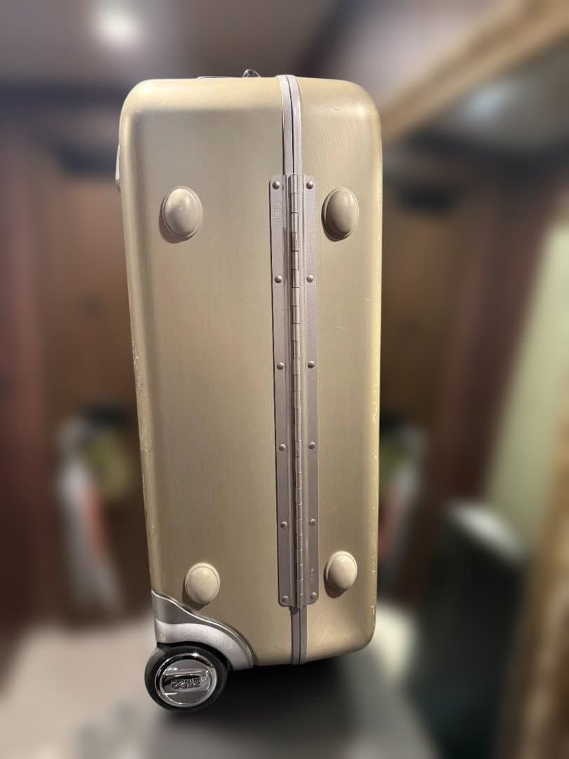 s*n様 ゼロハリバートン　スーツケース