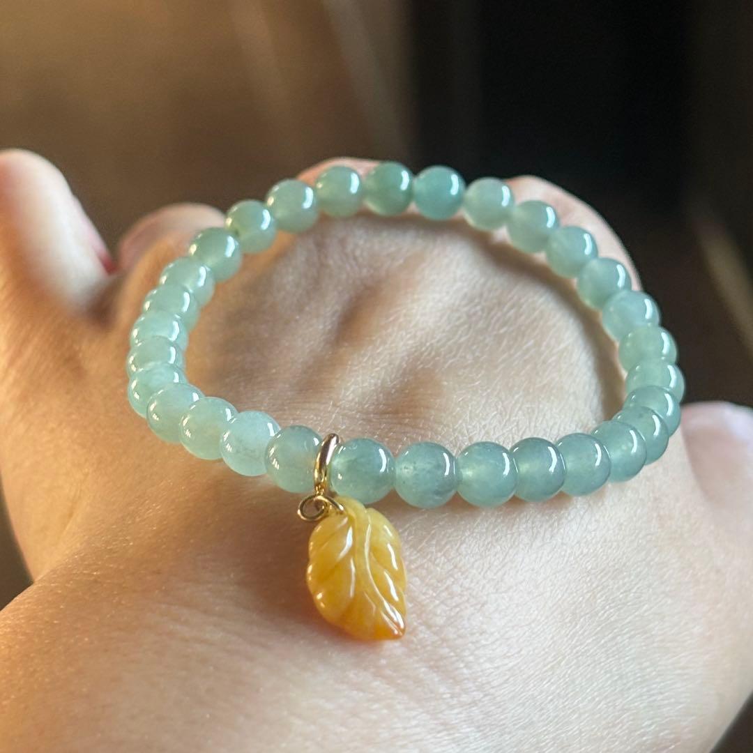 ミャンマー産 天然本翡翠（A貨）氷種　湖水緑　チャームセット　ブレスレット
