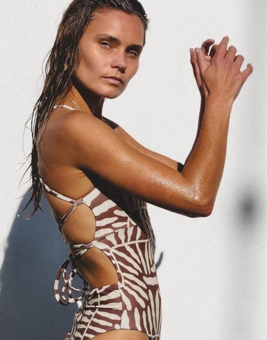 Salted coralsands Tie upワンピース水着　新品未使用