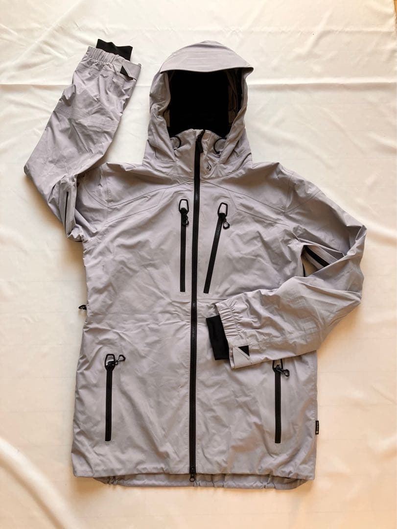 Volcom gore Tex ブライアンイグチモデル ジャケットMサイズ