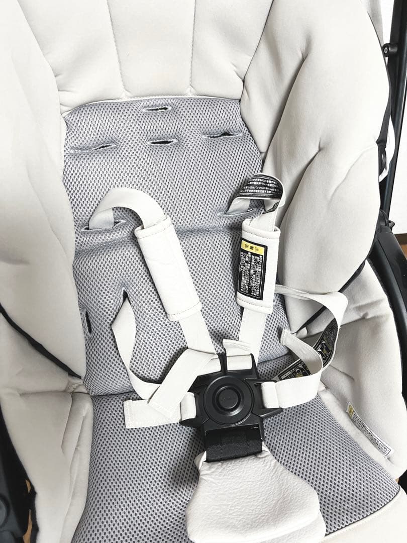 コンビ　ベビーカー　クロスゴー　4キャス　エッグショック