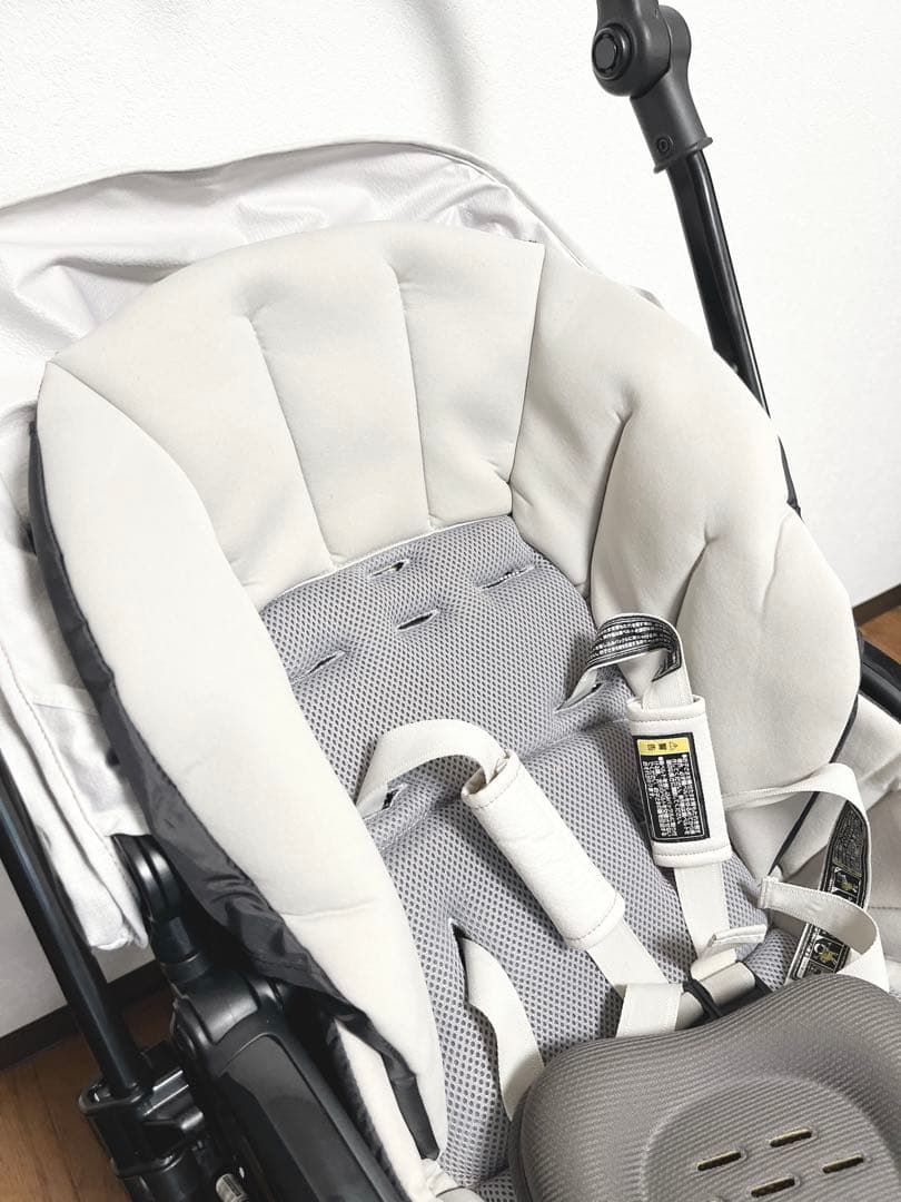 コンビ　ベビーカー　クロスゴー　4キャス　エッグショック