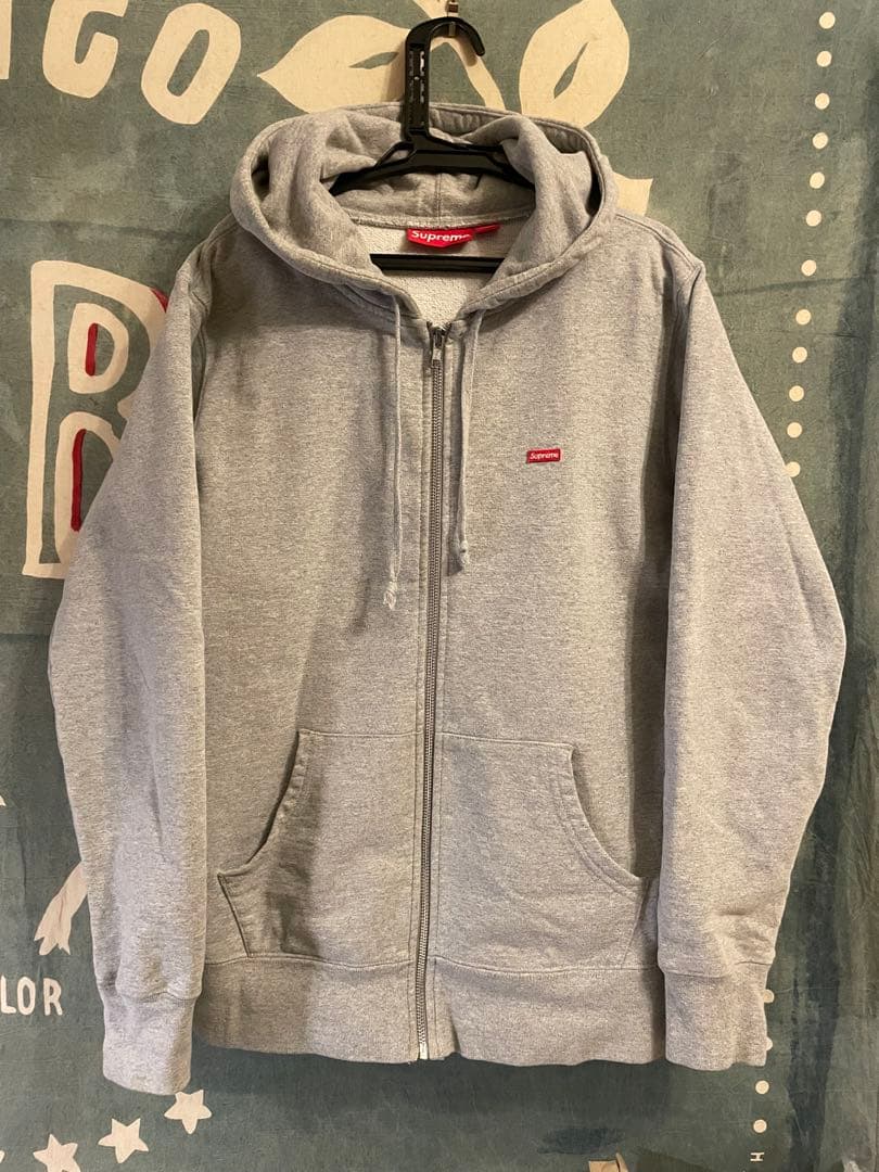 Supreme Small Boxシュプリーム　ジップアップパーカースウェット