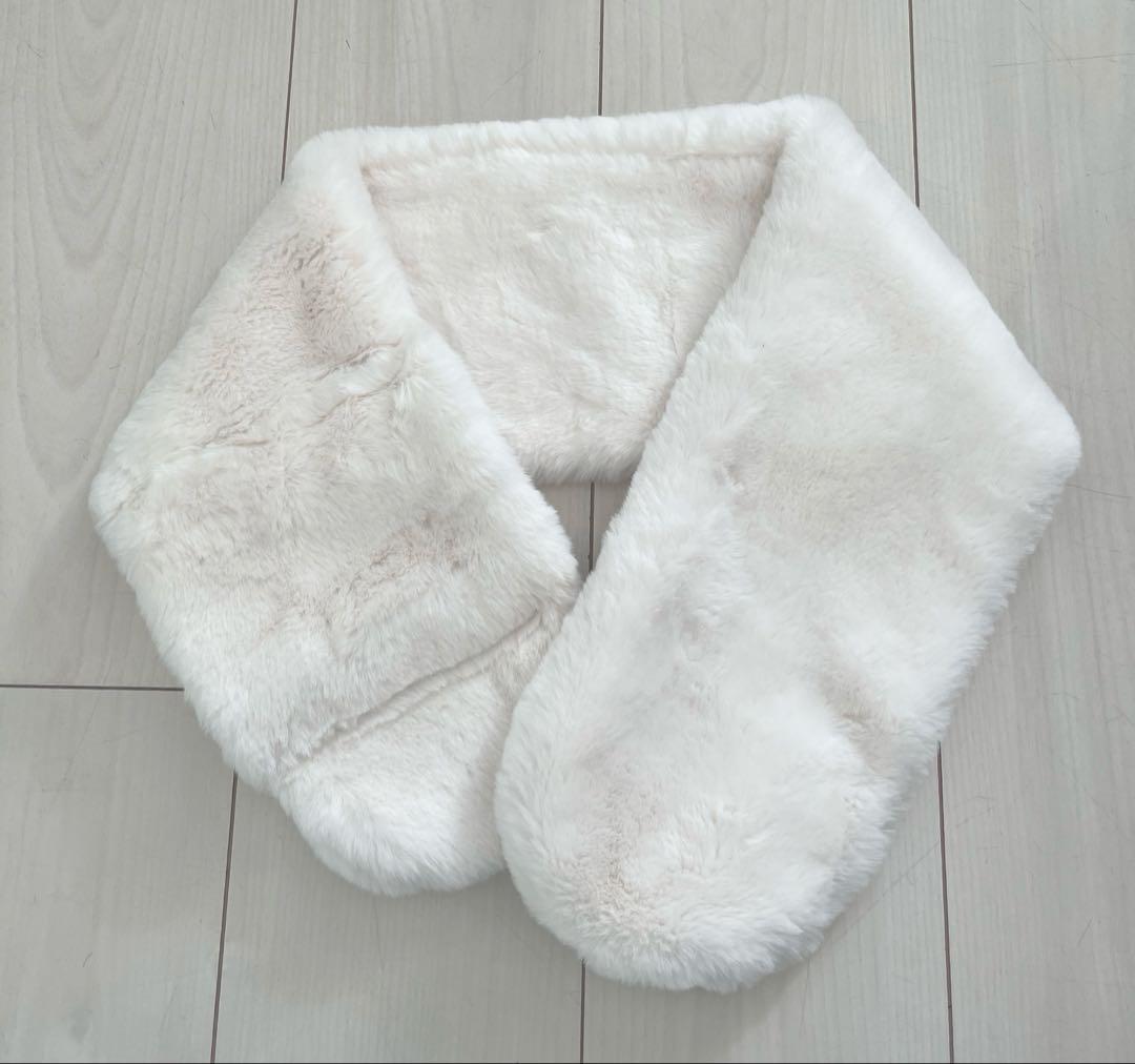 キャサリンコテージ　140 袴セット　卒園式　袴　襟巻きと髪飾り付き♡ 美品